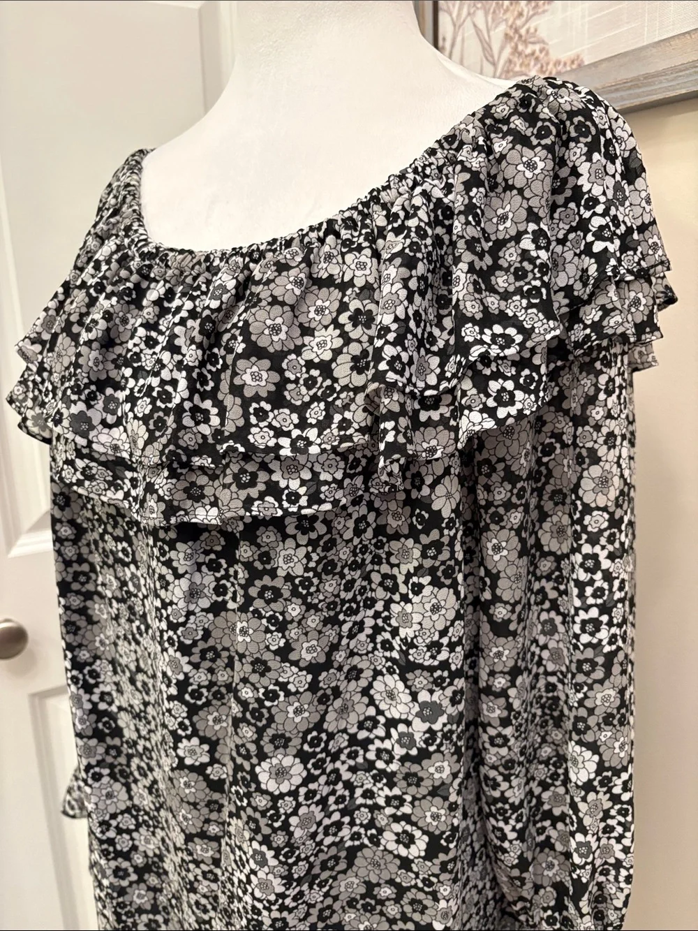 Michael Kors chic black
